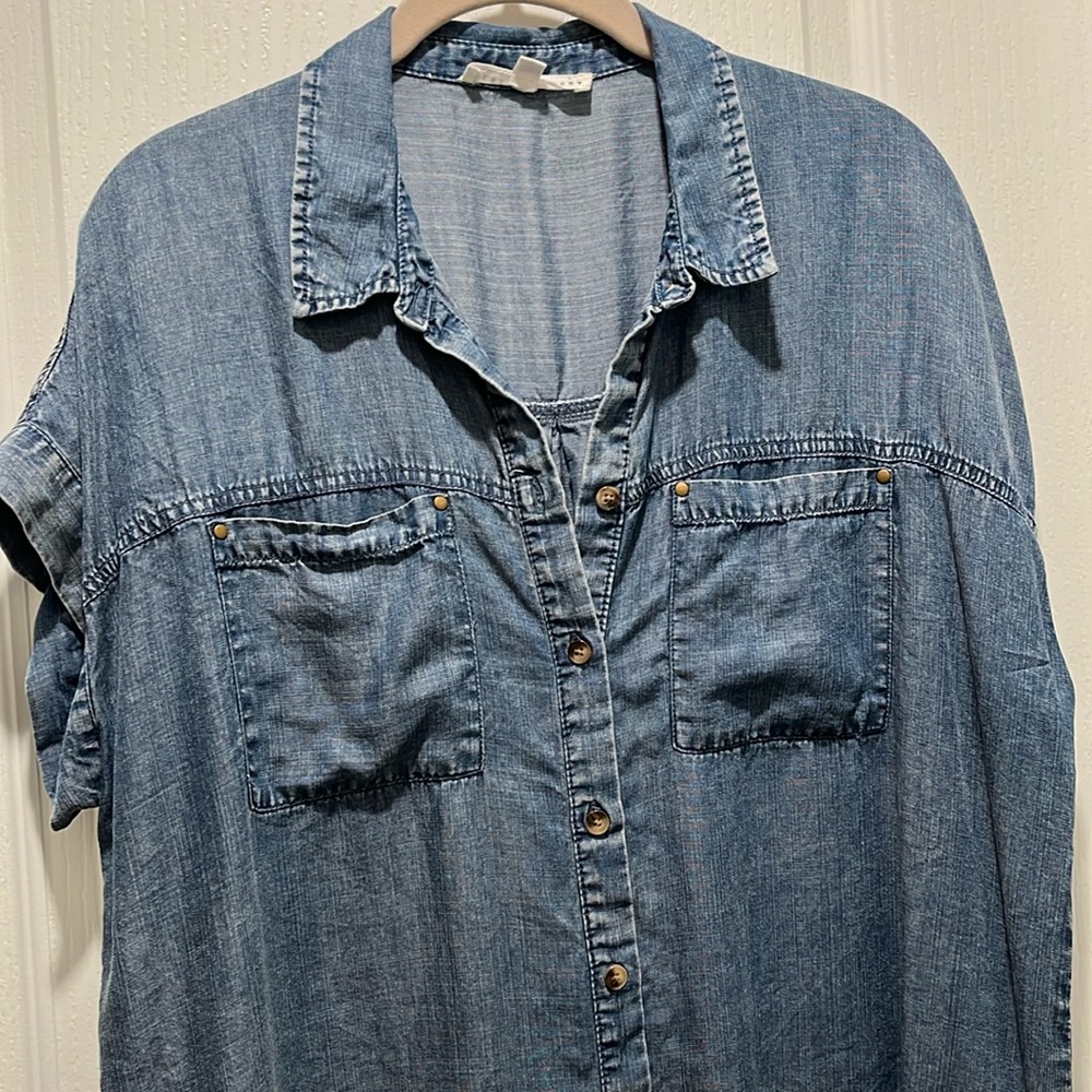 Women's Blue Denim Shirt by Jane and Delancey - Picture 3 of 11